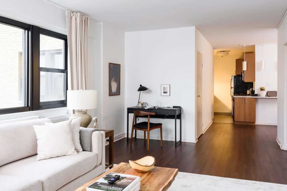 Dining/Living room