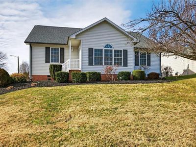 1978 Waccamaw Path, Winston Salem, NC, 27127