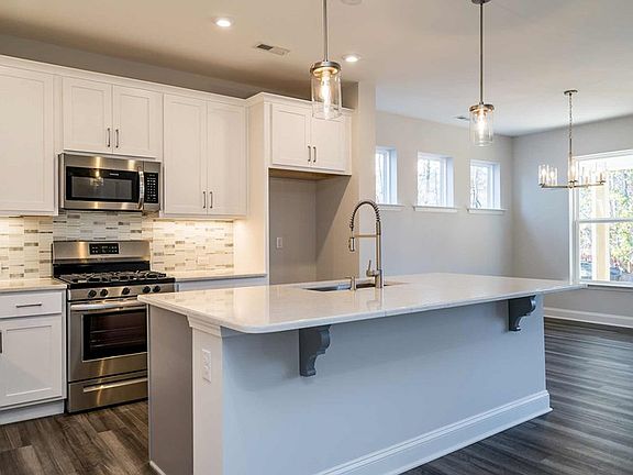 The Woodard - Kitchen
