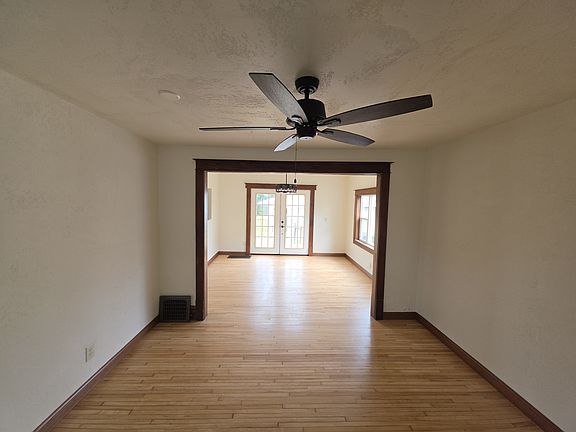 2nd image of 2214 13th St