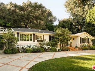 2533 Benedict Canyon Dr, Beverly Hills, CA 90210