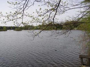 5994 N Sanford Lake Rd, Sanford, MI 48657