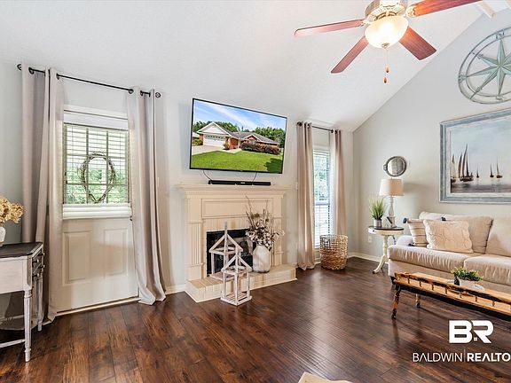 5th image of 9630 Oak Forrest Dr