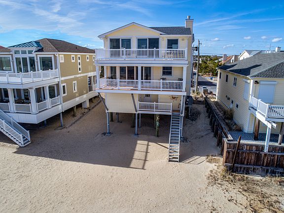 2nd image of 800 S Ocean Dr