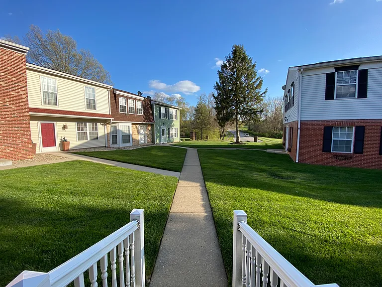 3 Sycamore Row — Photo 6