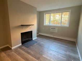 55 Evergreen St #13, Jamaica Plain, MA 02130