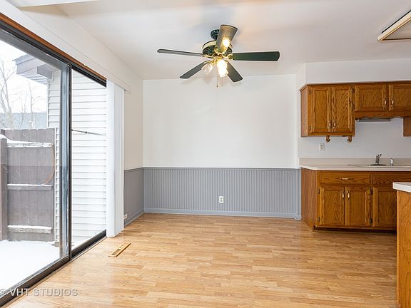 4th image of 1032 Schoolgate Rd