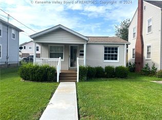 1315 Moore Ave, Dunbar, WV 25064