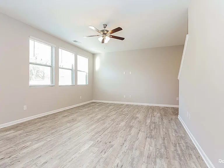 9019 Fenton Rd — Photo 6