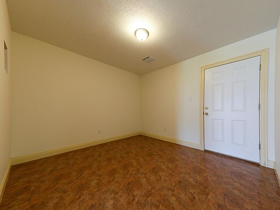 5th image of 5026 Weston Dr