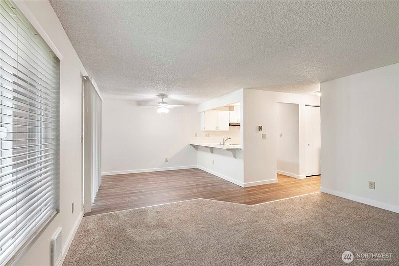 3rd image of 3842 D Place SE