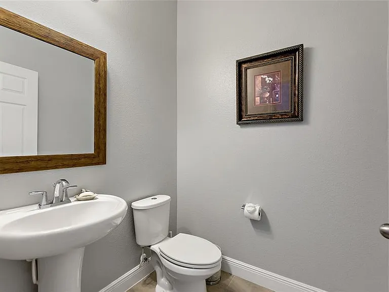 8719 Crescendo Ave — Photo 5