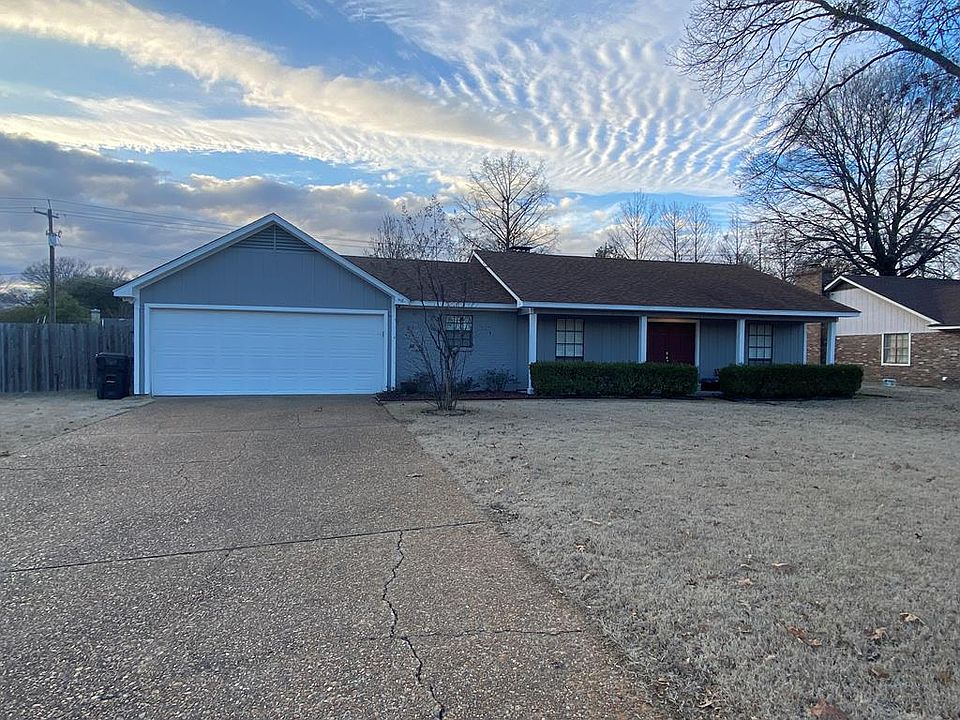 1st image of 277 Gregory Dr