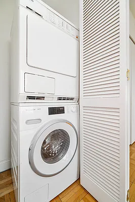 Rented by Metropolitan Property Group | media 8