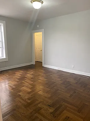 Rented by Chana Ofek, LREB | media 5