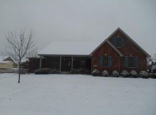 1061 Valhalla Dr, Lawrenceburg, KY 40342