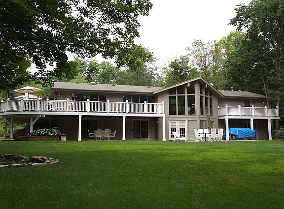 5th image of 2688 Hoberg Dr