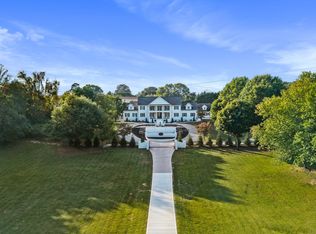 8421 Pedigo Rd, Powell, TN 37849