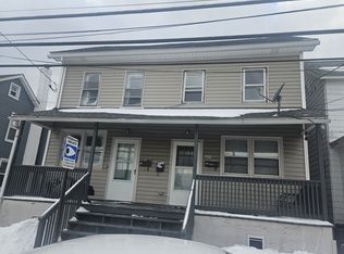 622 Ridge St APT B, Freeland, PA 18224
