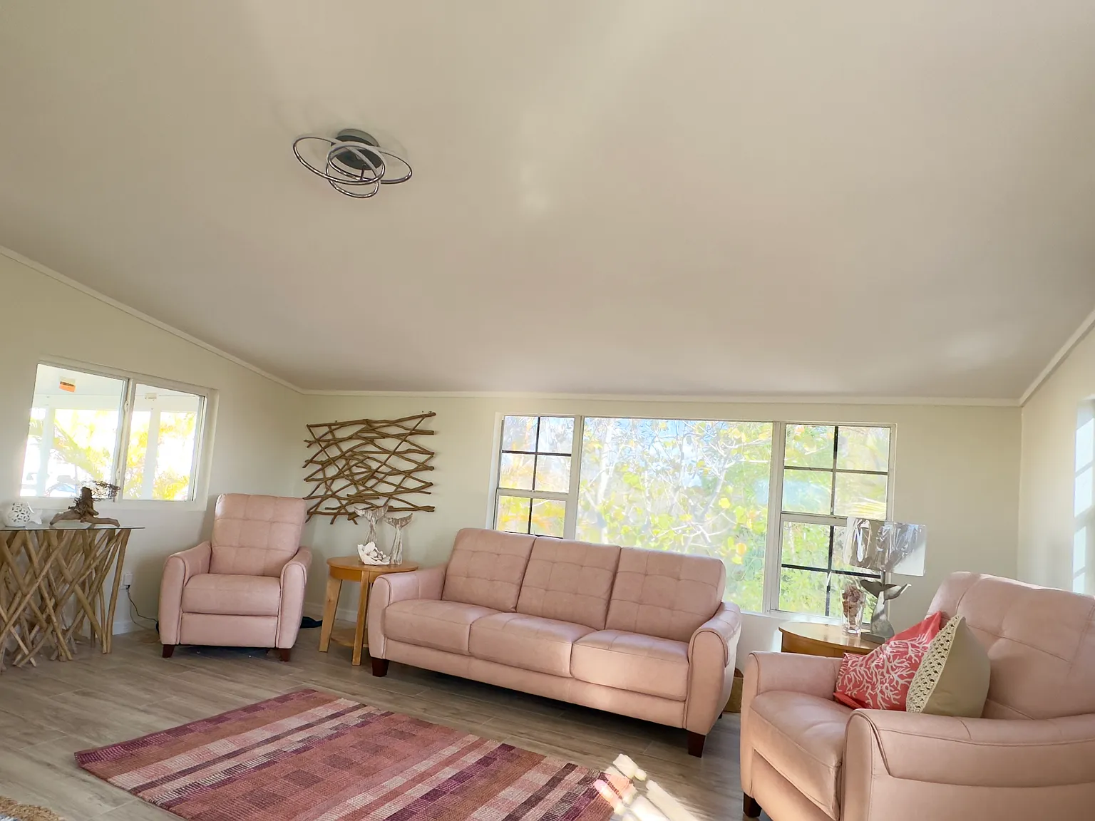 1 bed, 795 sqft, $1,950 — Photo 3