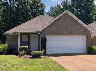 120 Winding Creek Dr, Jackson, TN 38305