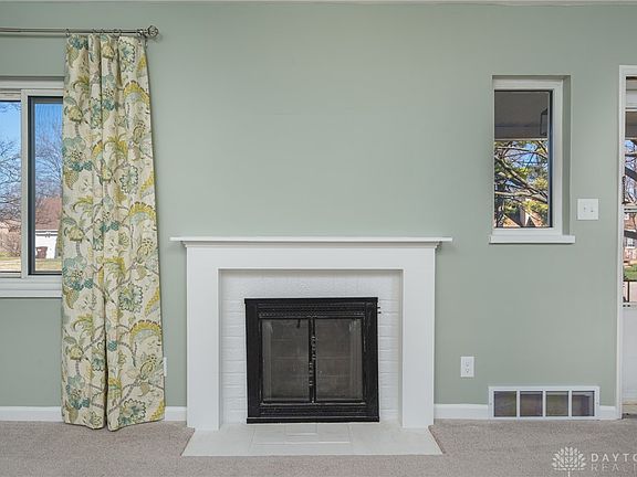 5th image of 326 N Bromfield Rd