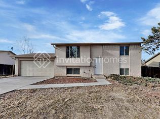 2857 S Olathe Way, Aurora, CO 80013