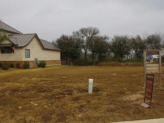 4th image of 1317 Gruene Leaf Dr