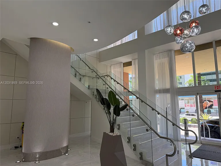 18800 NE 29th Ave #405 — Photo 37