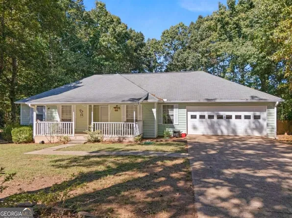 2950 Wildrose Ct, Hampton, GA 30228
