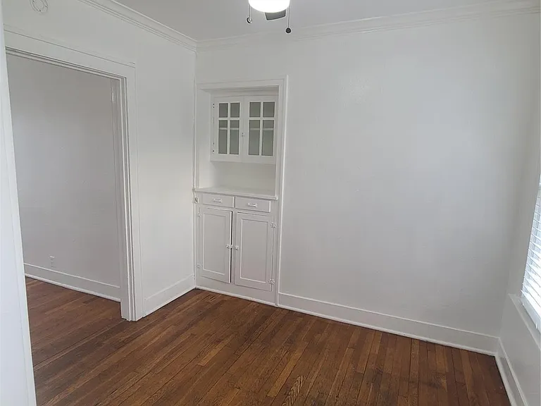 4414 Woodside St #8 — Photo 4