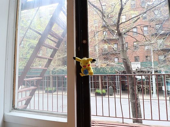5th image of 344 E 49th St #B2