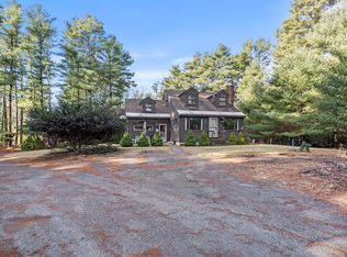 238 Elm St, Halifax, MA 02338