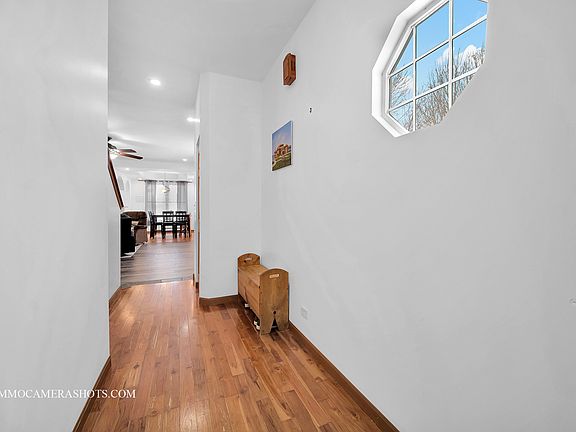 4th image of 205 West St