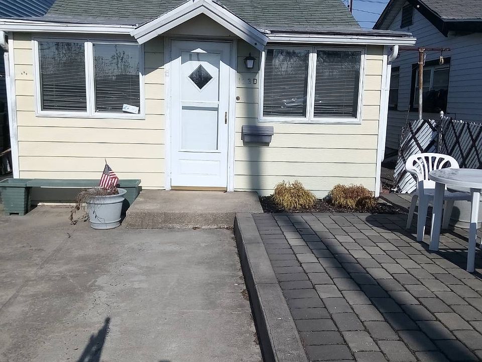 1st image of 123D Edgewater Park Park #123D