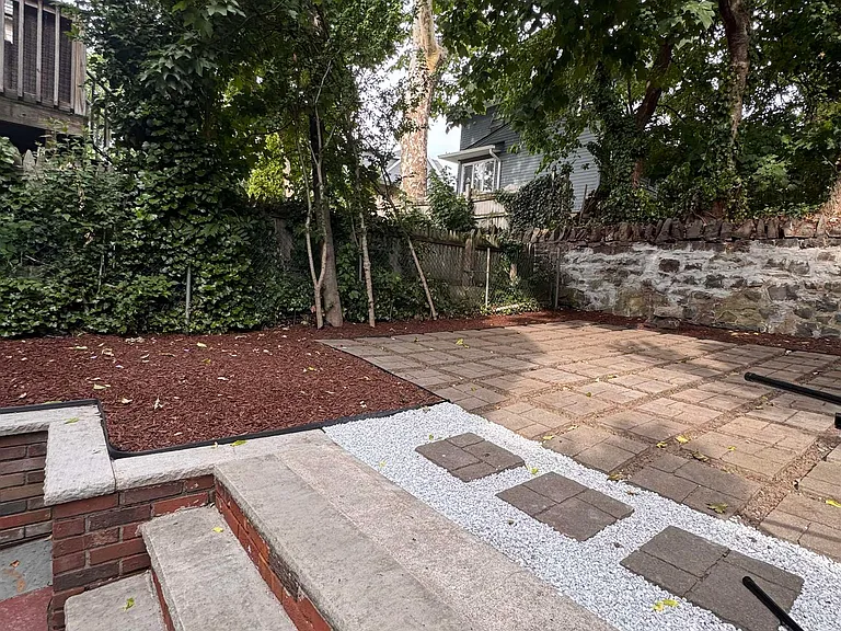 118 Parkview Ave #1 — Photo 10
