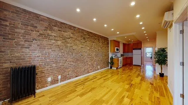 7811 Third Avenue — Photo 2