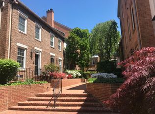 1140 N Pitt St, Alexandria, VA 22314