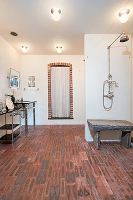 Sold by Home Quest Properties Corp | media 2