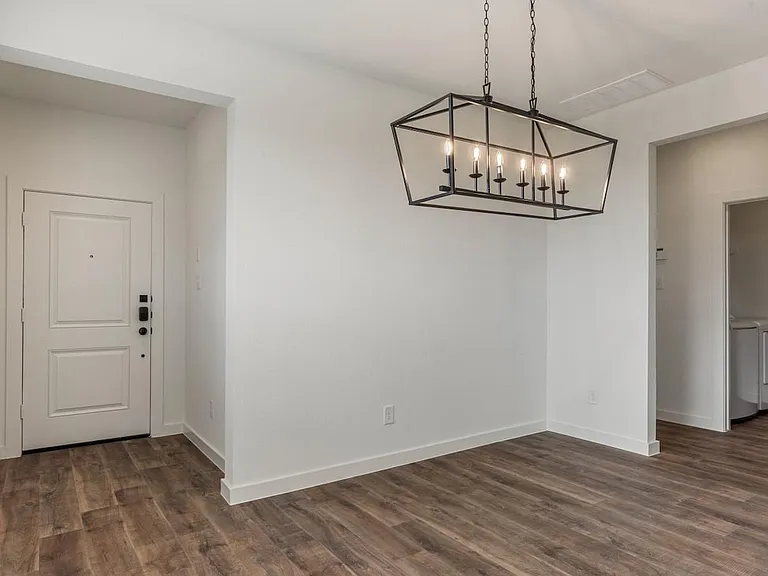 1813 N Peach Creek Dr #A — Photo 10