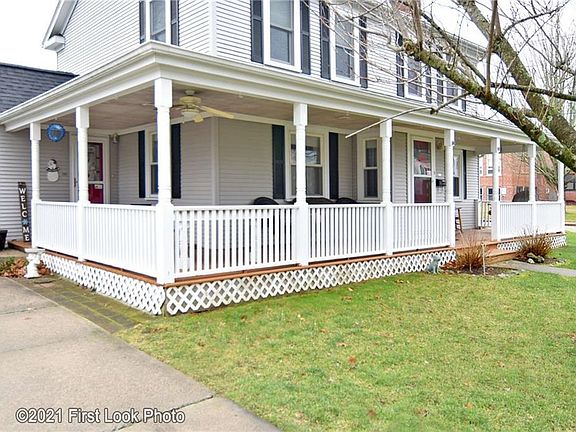 5th image of 98 Greenwood Ave