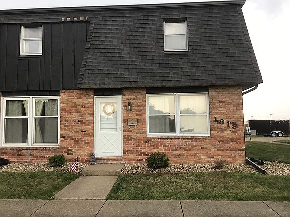 2nd image of 1919 Canterbury Dr APT L