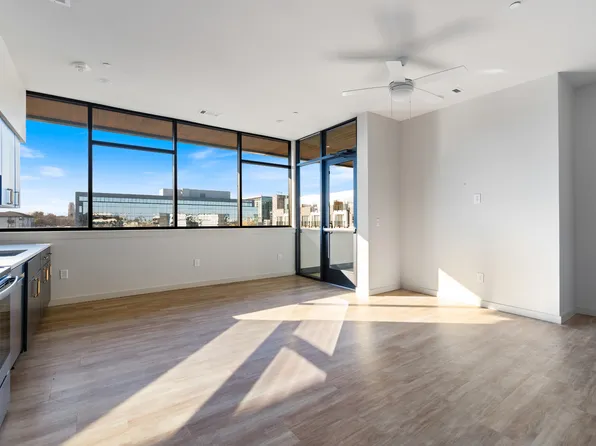 1014 16th Ave S #405, Nashville, TN 37212