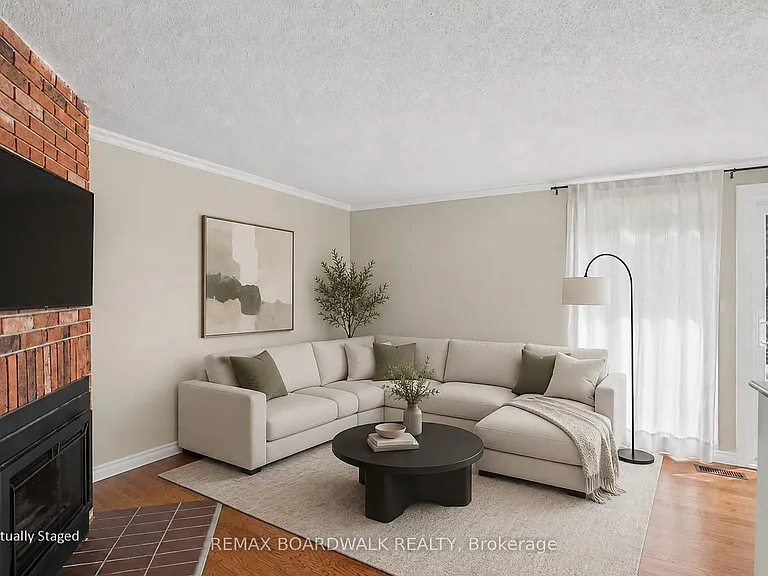 84 Sherway Dr — Photo 26