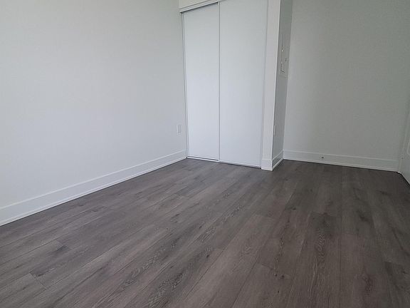 3rd image of 575 Bloor St E #2905
