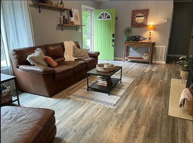 539 Apollo Dr — Photo 3