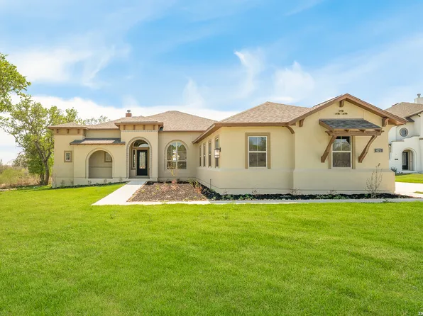 671 Legend Park, Castroville, TX 78009