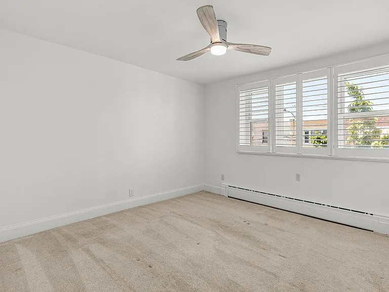 2911 S 15th St — Photo 13