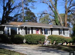 2674 Fox Hills Dr, Decatur, GA 30033