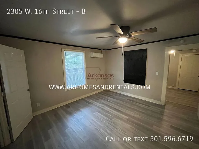 2305 W 16th St #B — Photo 2